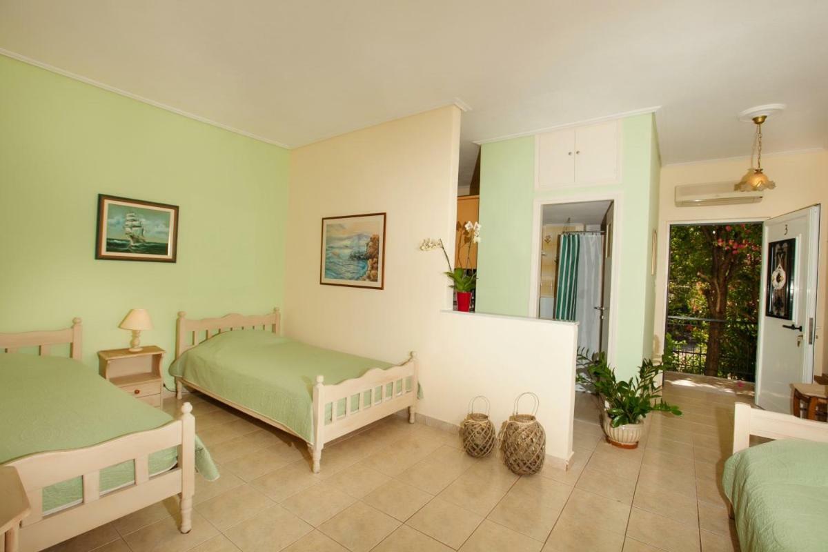 Filothei Apartments Mikrá Mandínia 外观 照片
